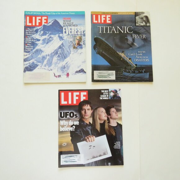 Life Magazines Titanic Fever, Exclusive About Everest, UFOs On the Covers - Picture 1 of 4